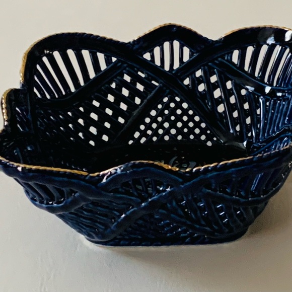Vintage Arguing Cobalt Blue Woven Handmade Dish Romania - Picture 11 of 13